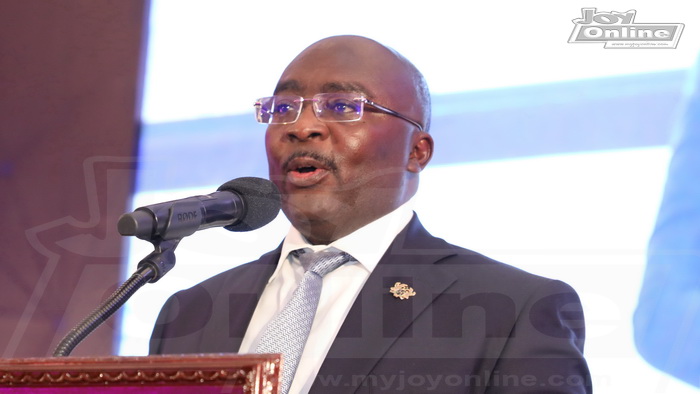 Bawumia Defends NPP's Exchange Rate Management Amid Global Challenges